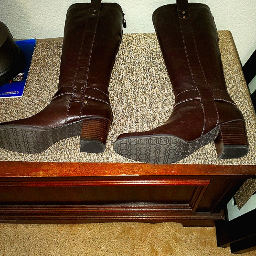 Ladies Leather Boots